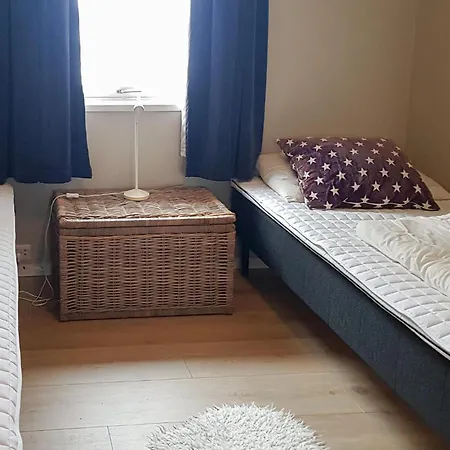 4 Bedroom Pet Friendly In Holiday home